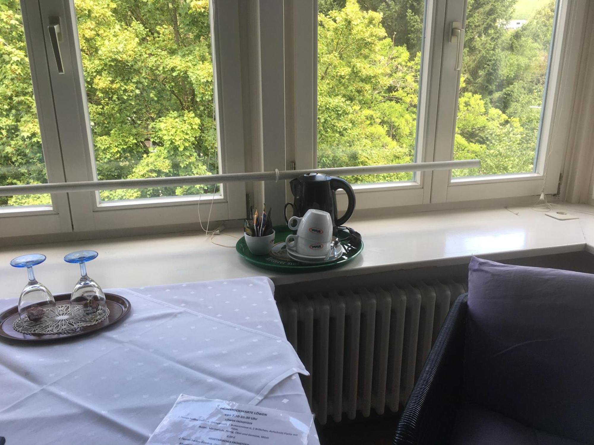 Gasthaus Zum Loewen - Restaurant Akropolis Hausach Extérieur photo