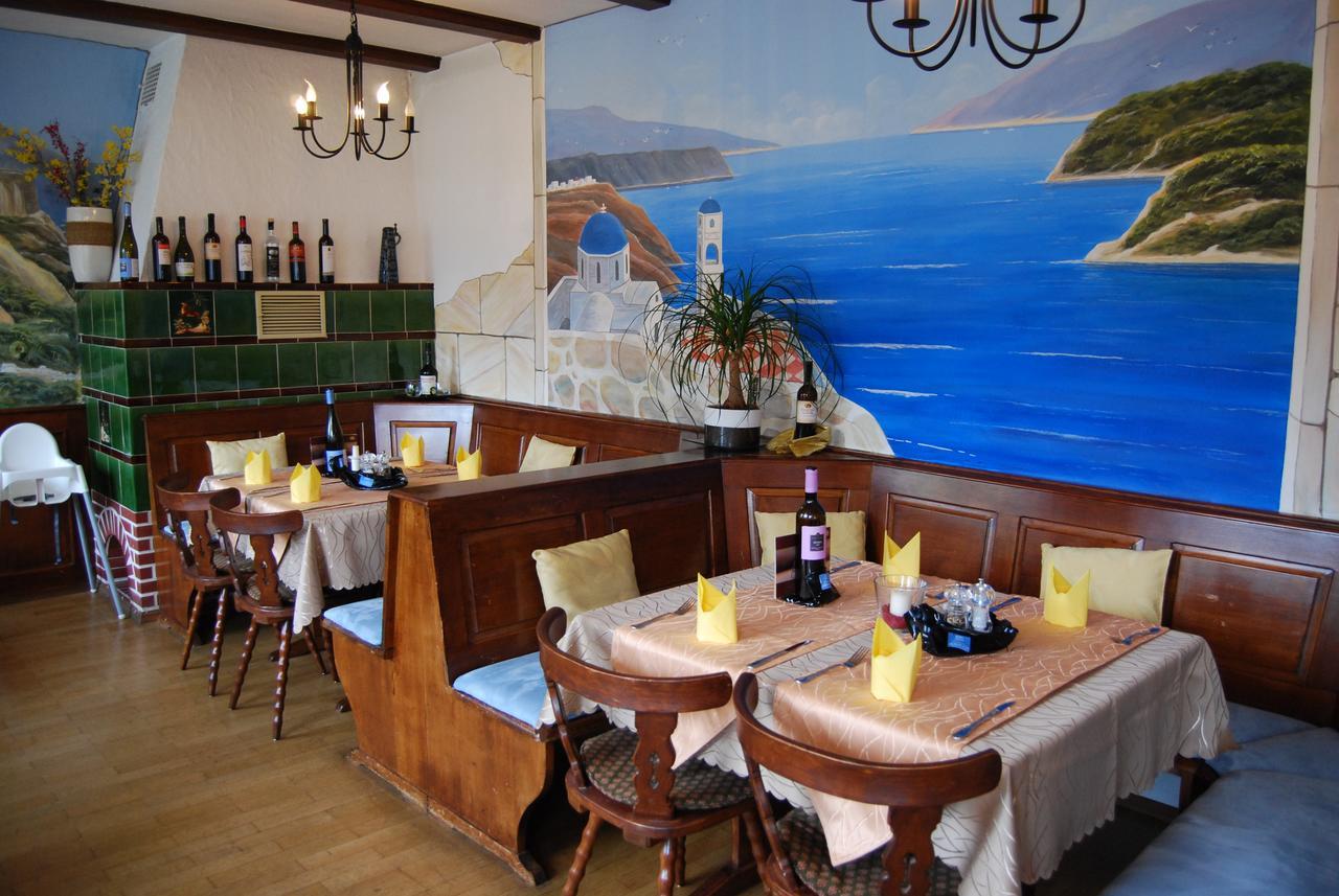 Gasthaus Zum Loewen - Restaurant Akropolis Hausach Extérieur photo